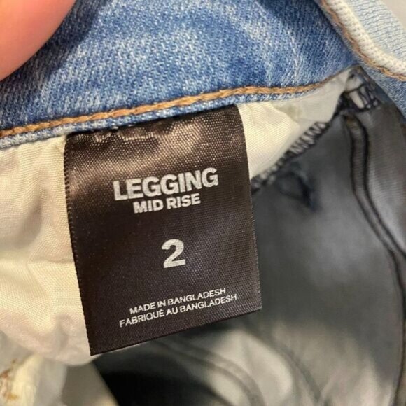 Express Jeans Women’s Classic Mid‎ Rise Denim Jeans Leggings with Back Pockets - Picture 6 of 6